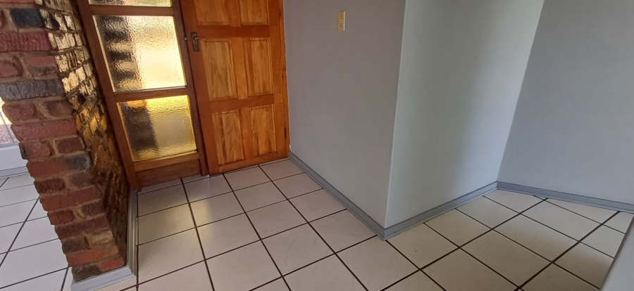 To Let 3 Bedroom Property for Rent in Morelig Free State